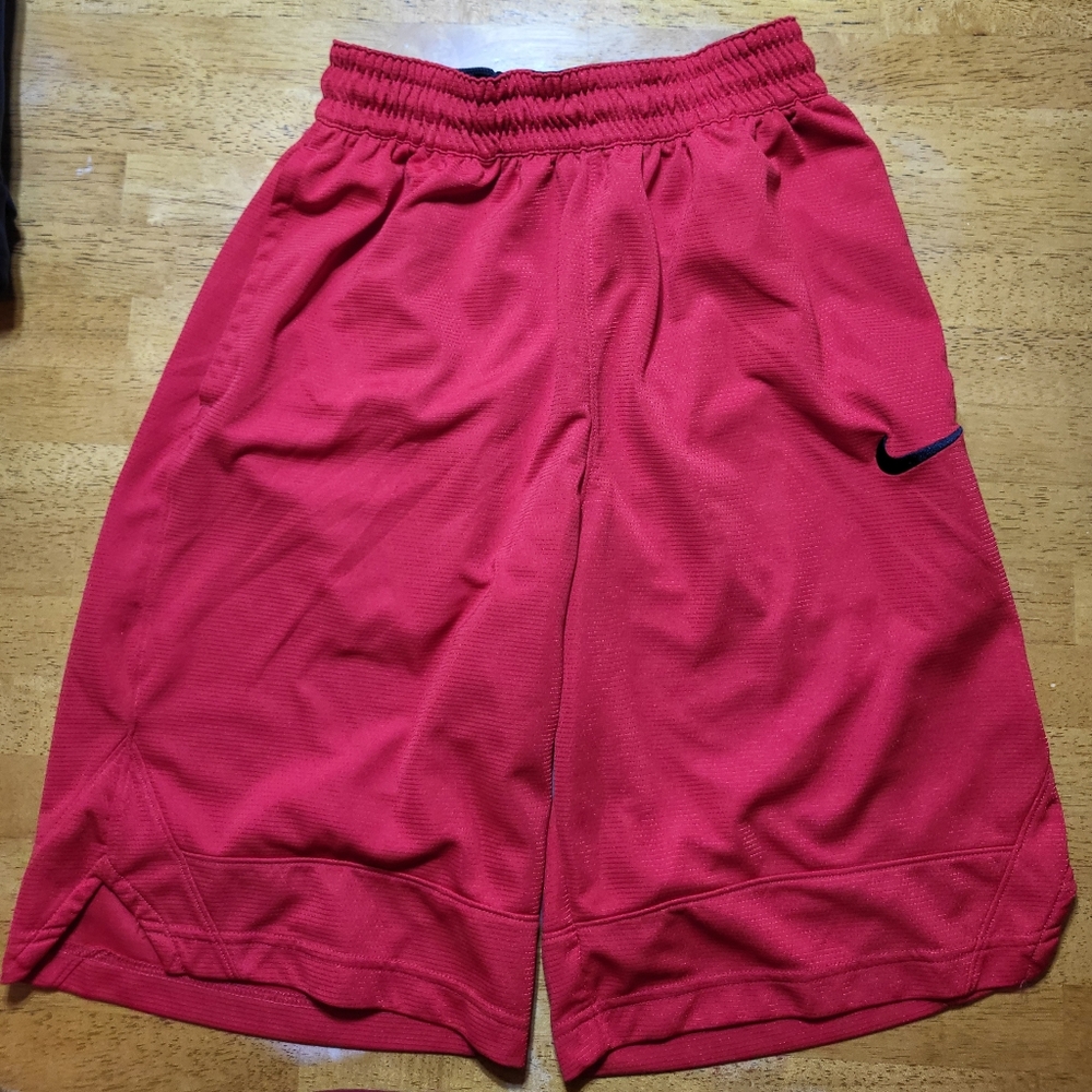 NIKE ATHLETIC/ SPORTS SHORTS RED W/POCKETS & DRAWSTRING  YOUTH SZ S EXC COND